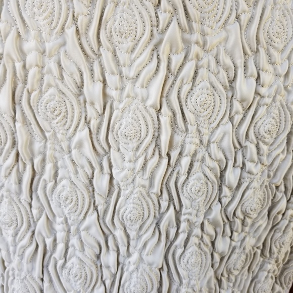 Vest - Picture 4 of 4